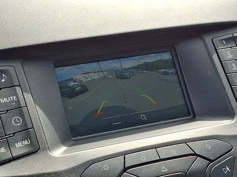 Used 2015 Ford Edge SE AWD/4WD image 18