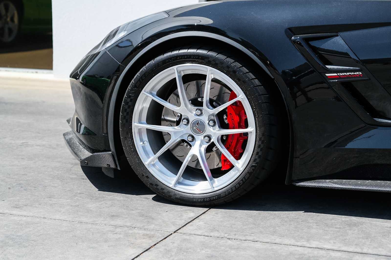 Used 2017 Chevrolet Corvette Grand Sport RWD image 16