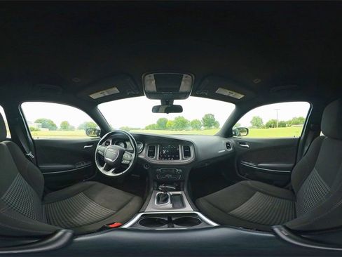 Used 2023 Dodge Charger SXT image 36