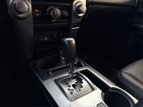 Used 2020 Toyota 4Runner SR5 image 29