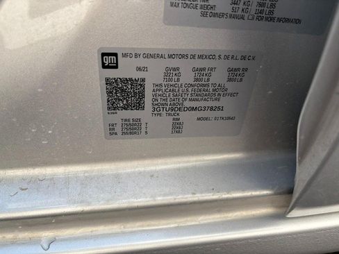 Used 2021 GMC Sierra 1500 SLT w/ SLT Premium Package AWD/4WD image 22