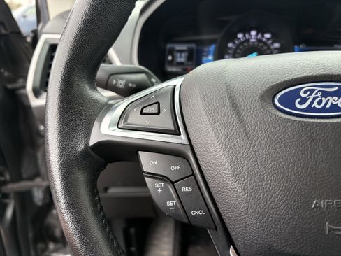 Certified 2023 Ford Edge SEL image 26