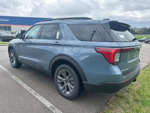 New 2026 Ford Explorer Active AWD/4WD image 11