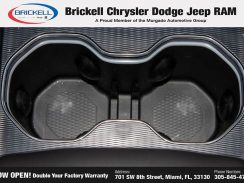 New 2025 Jeep Grand Cherokee L Laredo image 28