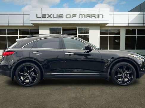 Used 2017 INFINITI QX70 AWD w/ Premium Package image 7