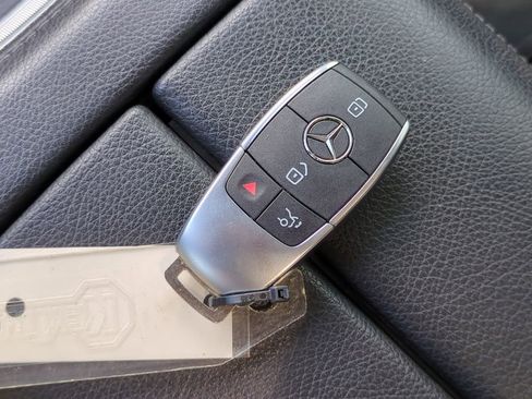 Used 2023 Mercedes-Benz GLE 350 image 25