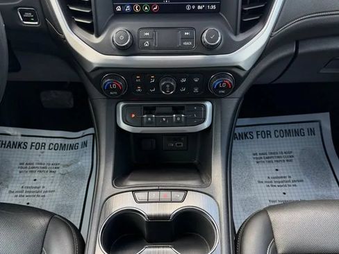 Used 2022 GMC Acadia SLT AWD/4WD image 20