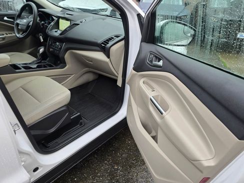 Used 2018 Ford Escape SE w/ SE Sync 3 Package image 30