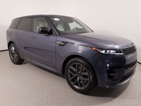 Used 2026 Land Rover Range Rover Sport Autobiography AWD/4WD image 6