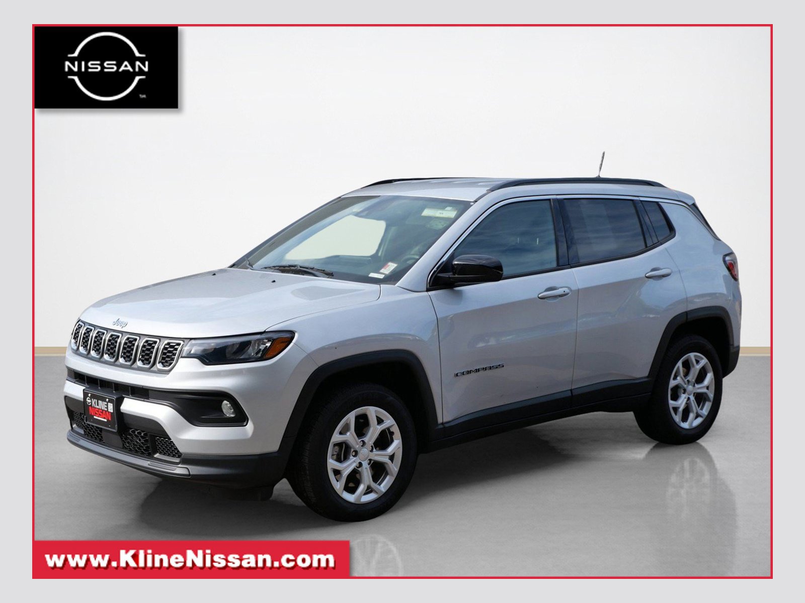 Used 2024 Jeep Compass Latitude AWD/4WD image 1