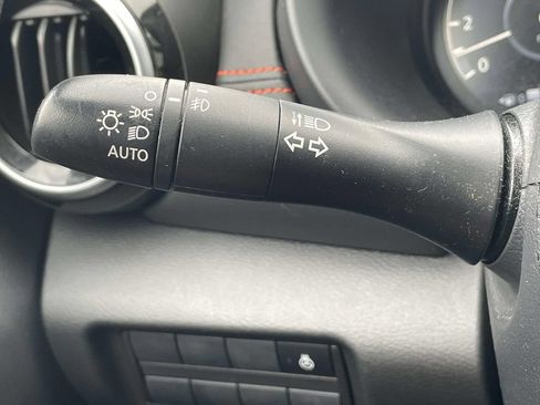 Used 2023 Nissan Kicks SR w/ SR Premium Package FWD image 26