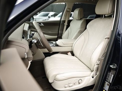 Used 2023 Genesis GV80 2.5T w/ Prestige Package image 21