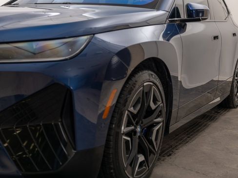 Used 2025 BMW iX M60 image 7