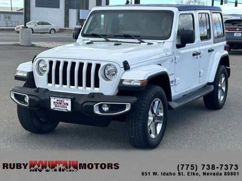 Used 2018 Jeep Wrangler Unlimited Sahara w/ Cold Weather Group image 3