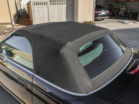 Used 2002 Ford Thunderbird Deluxe image 90