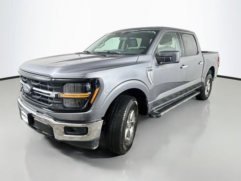 Used 2025 Ford F150 XLT w/ Equipment Group 301A Standard AWD/4WD image 3
