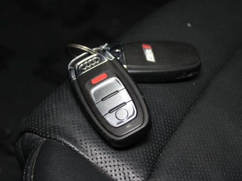 Used 2015 Audi S5 Prestige w/ Prestige Package image 12