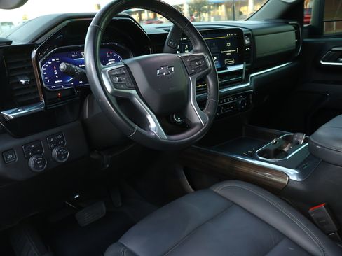 Used 2024 Chevrolet Silverado 2500 LT w/ Z71 Sport Edition image 3