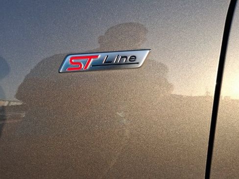 Used 2024 Ford Escape ST-Line w/ Tech Pack #1 FWD image 7