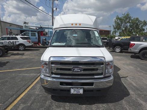 New 2026 Ford E-350 and Econoline 350 Super Duty w/ Power Equipment Group image 3