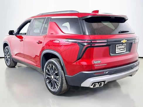 New 2026 Chevrolet Traverse LT w/ Enhanced Driving Package FWD image 3