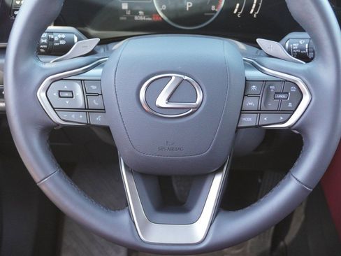 Used 2025 Lexus NX 250 FWD w/ Accessory Package (Z1) image 29