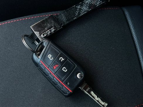 Used 2017 Volkswagen GTI Sport FWD image 23