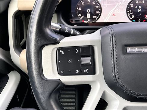 Used 2020 Land Rover Defender 110 HSE image 23