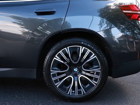 Used 2025 BMW X3 xDrive30i AWD/4WD image 11
