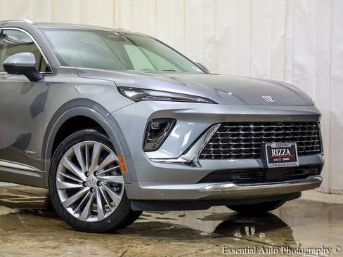 New 2026 Buick Envision Avenir image 2