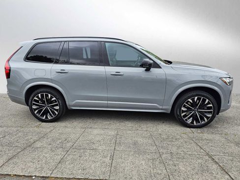 New 2026 Volvo XC90 T8 Ultra w/ Protection Package AWD/4WD image 2