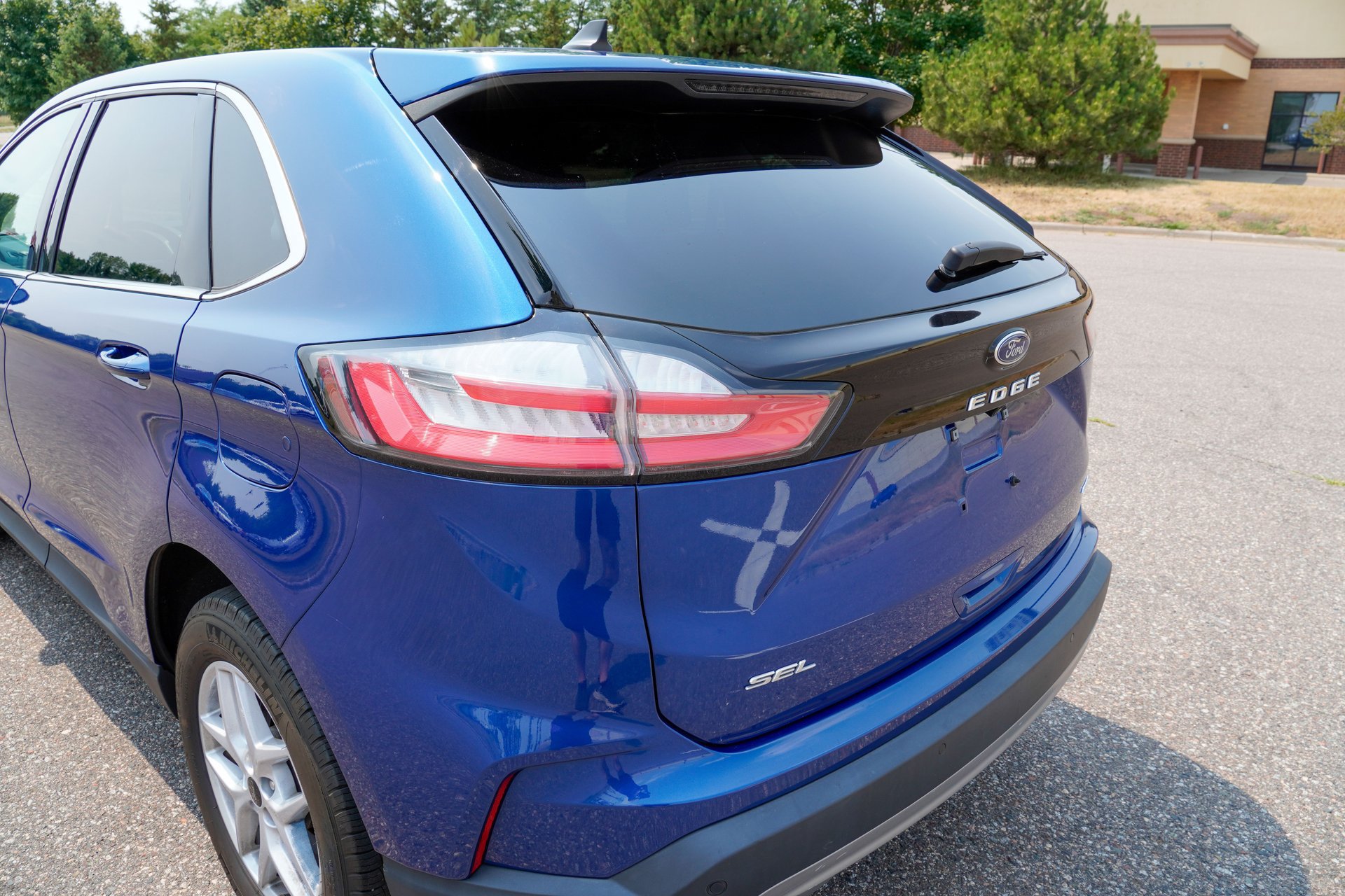 Used 2023 Ford Edge SEL AWD/4WD image 34