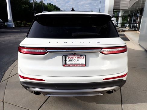 Used 2022 Lincoln Corsair AWD w/ Premium Package image 4