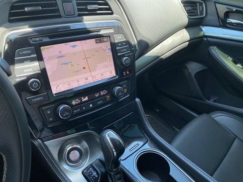 Used 2021 Nissan Maxima 3.5 SV w/ Floor Mat Group FWD image 19