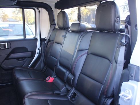 Used 2022 Jeep Gladiator Rubicon w/ Trailer Tow Package image 31