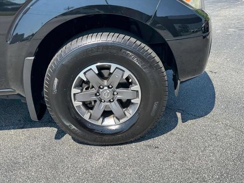 Used 2016 Nissan Frontier PRO-4X w/ Pro-4x Luxury Package AWD/4WD image 9