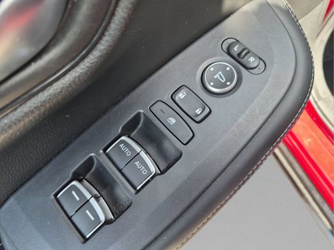 Certified 2024 Honda HR-V EX-L image 16