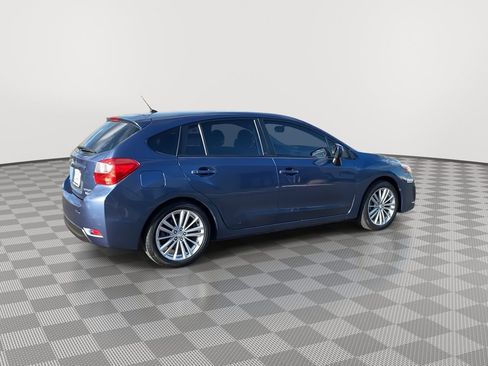 Used 2013 Subaru Impreza 2.0i Premium image 7