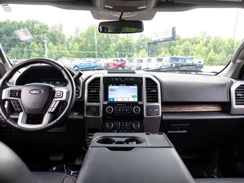 Used 2018 Ford F150 Lariat w/ Equipment Group 501A Mid AWD/4WD image 18