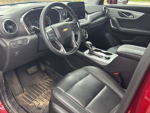 Used 2024 Chevrolet Blazer LT FWD image 12