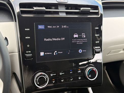 Used 2022 Hyundai Tucson SE w/ Cargo Package FWD image 21