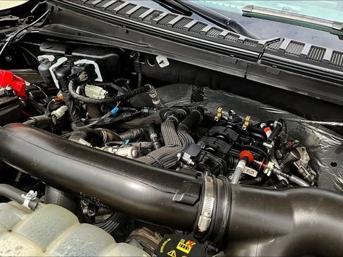 Used 2024 Ford Expedition Limited AWD/4WD image 35