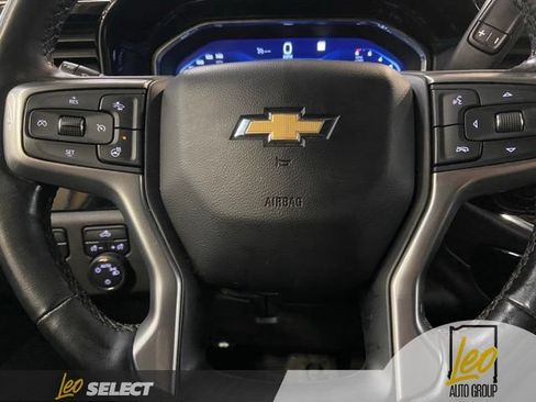 Used 2023 Chevrolet Silverado 1500 LT AWD/4WD image 16