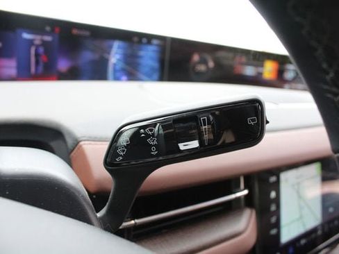 New 2026 Lincoln Navigator Reserve AWD/4WD image 12