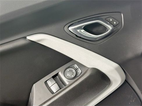 Used 2020 Chevrolet Camaro SS image 15