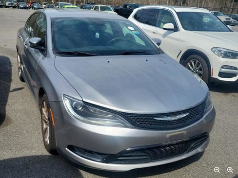 Used 2015 Chrysler 200 S w/ Navigation & Sound Group I image 5