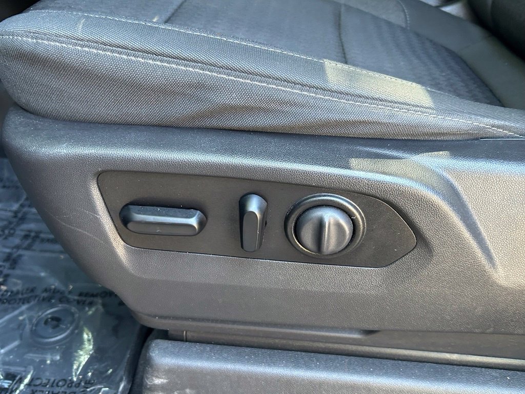 Used 2021 Chevrolet Silverado 1500 RST RWD image 16