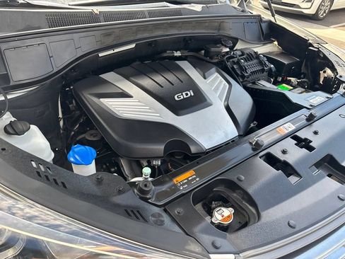 Used 2018 Hyundai Santa Fe AWD w/ Cargo Package image 22
