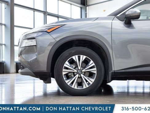 Used 2023 Nissan Rogue SV AWD/4WD image 29