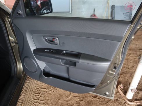 Used 2013 Kia Soul FWD image 32